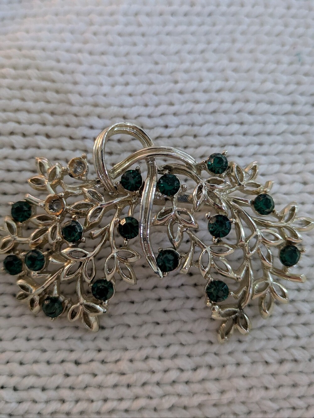 Leafy Spray And Ribbons Gold And Emerald Green Brooch